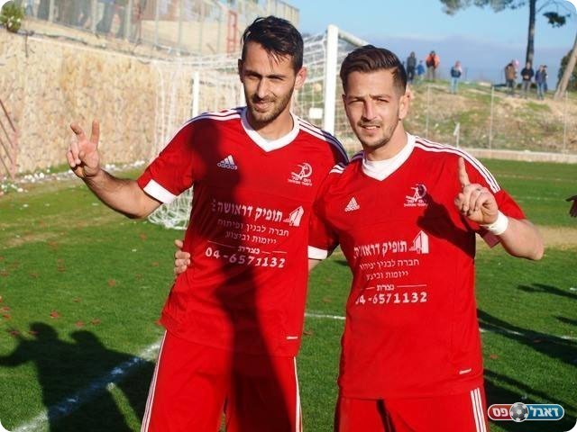 כובשי השערים. אבי מלכה וענאן נסרלאדין (דאפר מחמיד)